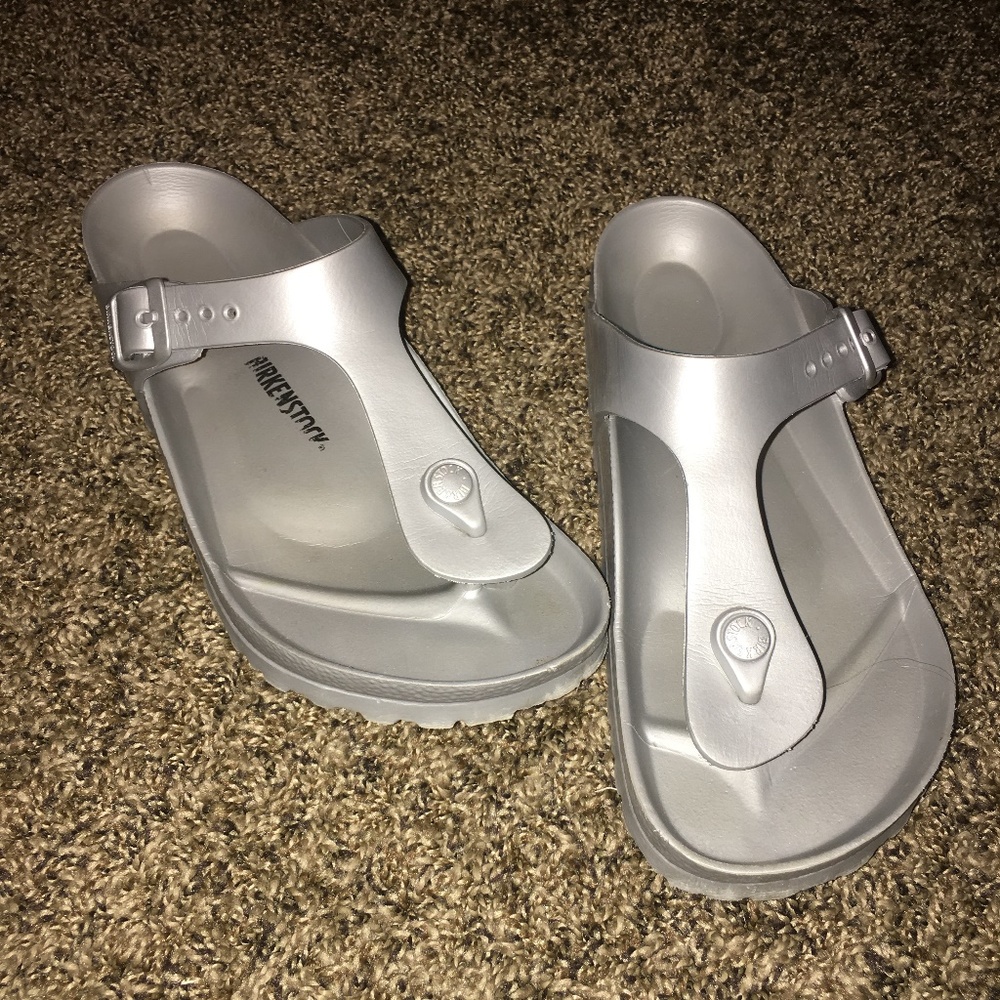 Awesome Birkenstock Gizeh EVAs, Silver, Size 39